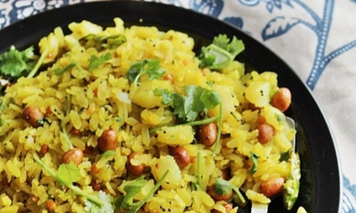 Poha Recipe: 8 Ways To Make With Flattened Rice | Benefits of Poha